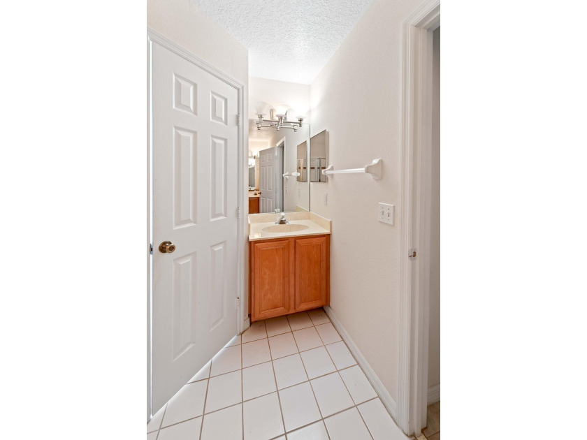 BACK ON THE MARKET DUE TO FAILED SELLER CONTINGENCY Welcome to - photo 8