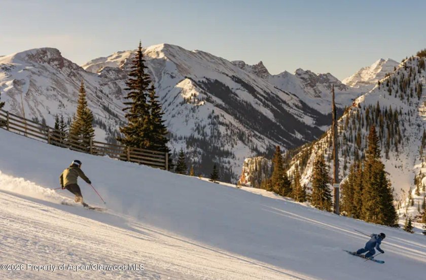 Experience the best of four-season mountain living in this - photo 33
