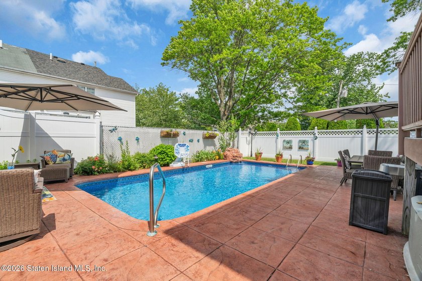 Welcome to this beautifully maintained side hall colonial on a - photo 42