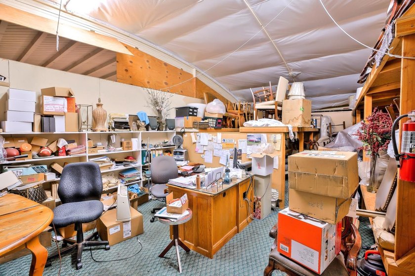 Rare opportunity for an almost 16,000 SF retail building on a - photo 14