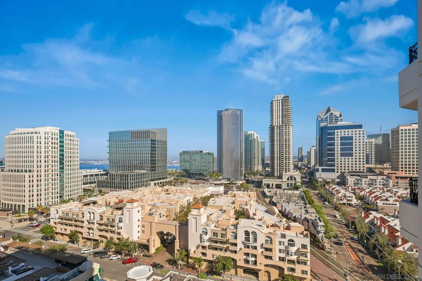 Perched above the Marina District, this residence offers a quiet - photo 22
