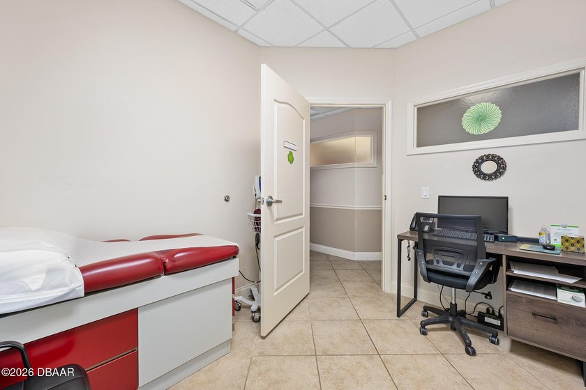 Introducing a prime medical office building in the heart of a - photo 41