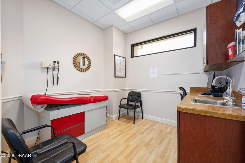 Introducing a prime medical office building in the heart of a - photo 49