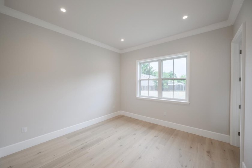 Welcome to Altamonte at Sandraya Heights, where luxury - photo 47