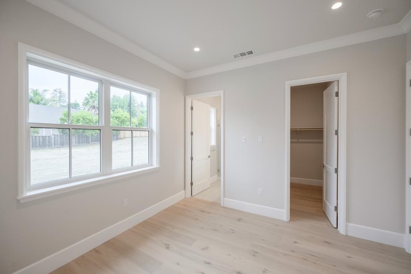Welcome to Altamonte at Sandraya Heights, where luxury - photo 48