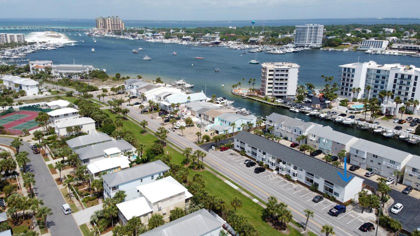 Canal Place Phase II is centrally located on Holiday Isle, it's - photo 14