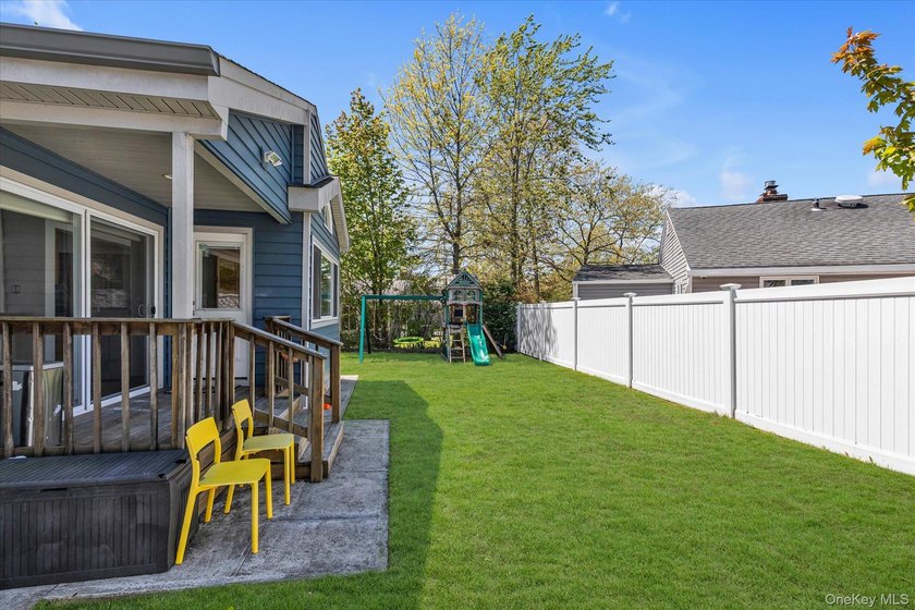 Welcome to This Beautiful Ranch Style Home. As You Enter in To - photo 21