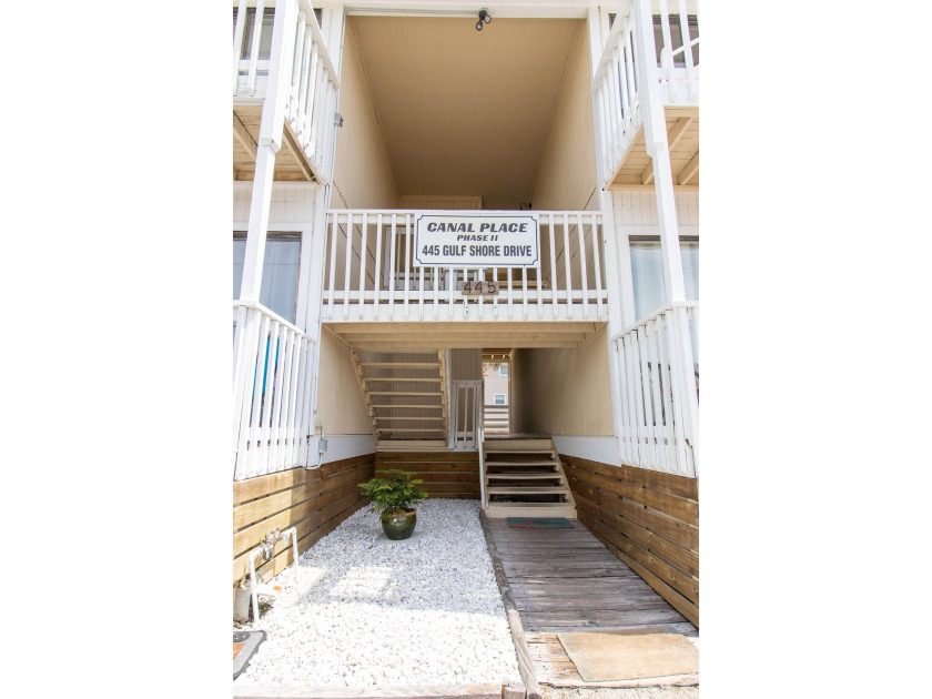 Canal Place Phase II is centrally located on Holiday Isle, it's - photo 25