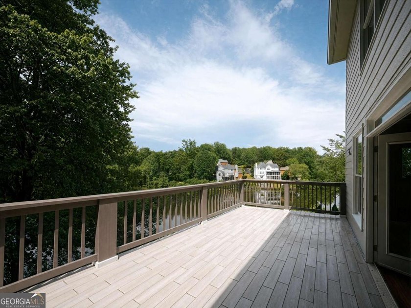 Perfectly positioned for the ultimate lifestyle of convenience - photo 25