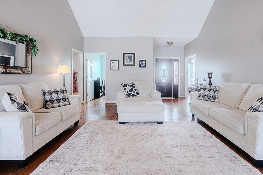 Welcome to this beautiful 3 bedroom 2 bath brick home located in - photo 8