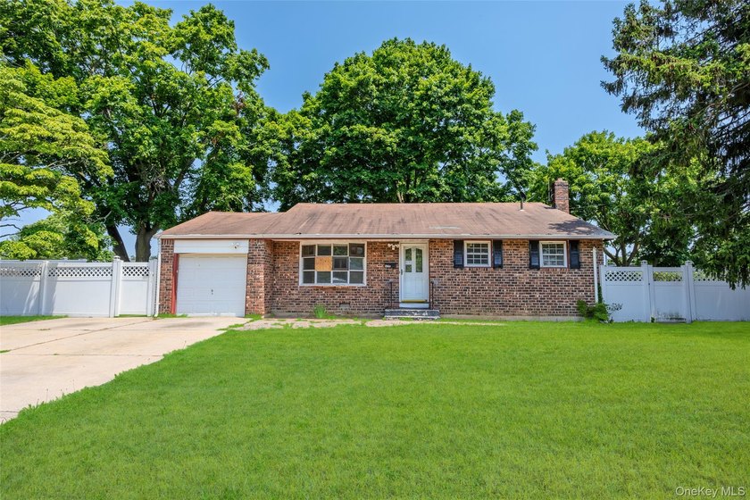 Opportunity awaits! This split-level home offers a flexible - photo 2