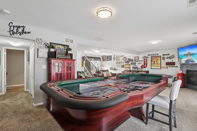 Beautifully maintained 4 bed, 3 bath home built in 2017, located - photo 15