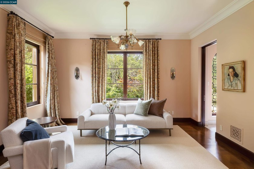 This Piedmont estate marries the soul of a Mediterranean villa - photo 43