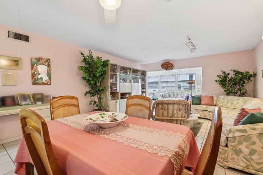 Welcome to this lovely, meticulously maintained 2-bedroom - photo 6
