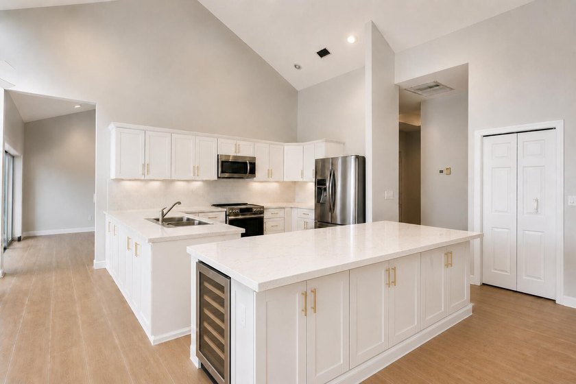 Many of the photos in this listing have been digitally enhanced - photo 6