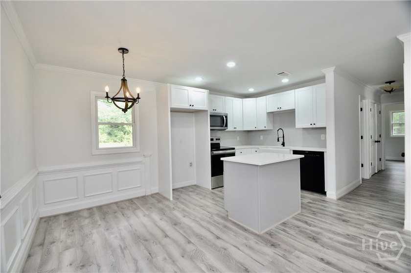 This adorable ranch in Oconee County has been completely - photo 10