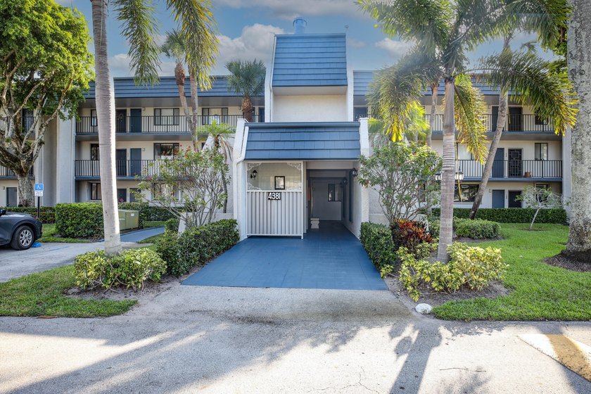 Beautifully renovated 2-bedroom, 2-bathroom first-floor condo in - photo 20
