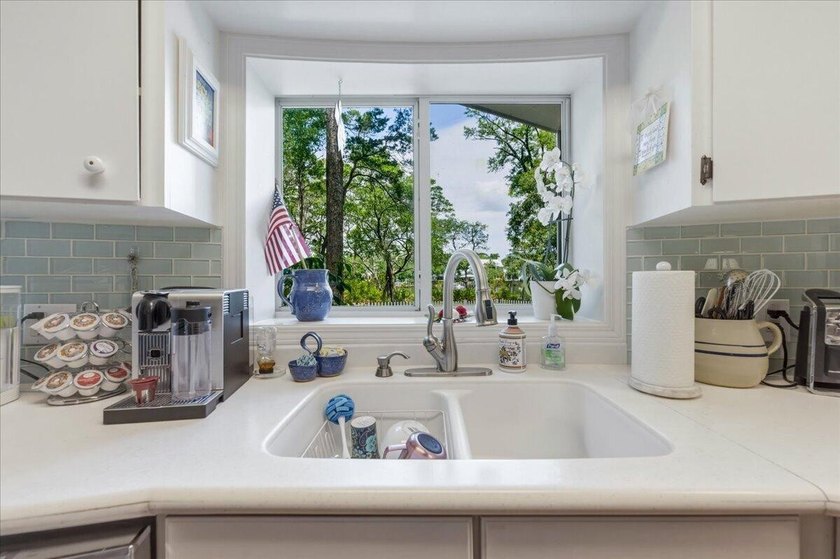 Waterfront 3BR/2BA cottage with stunning bayou views from almost - photo 24