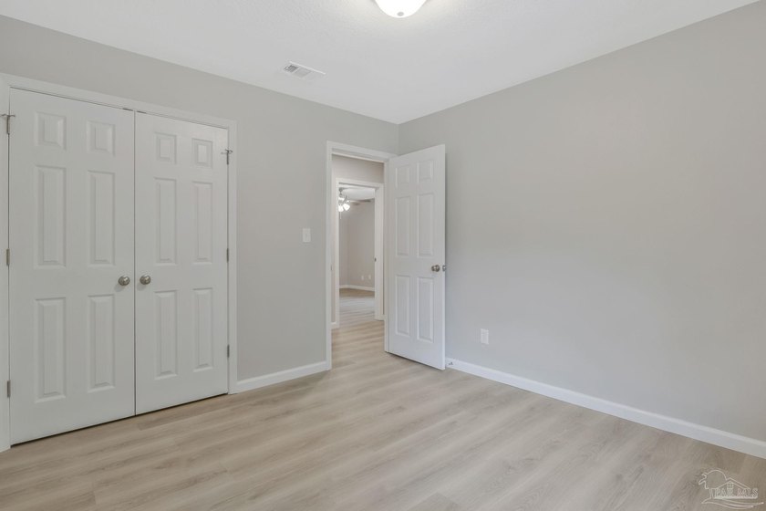 Completely renovated and move-in ready! This beautiful 4-bedroom - photo 22
