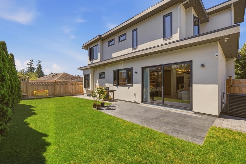 Custom built home to a higher standard in the ever popular OCEAN - photo 27