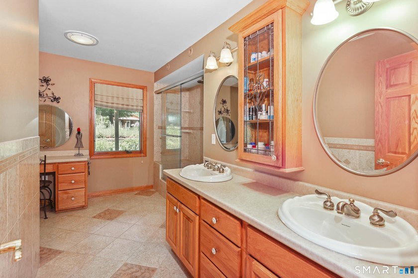 Enjoy Lake Living in Woodstock's Quiet Corner at Quasset Lake! - photo 33
