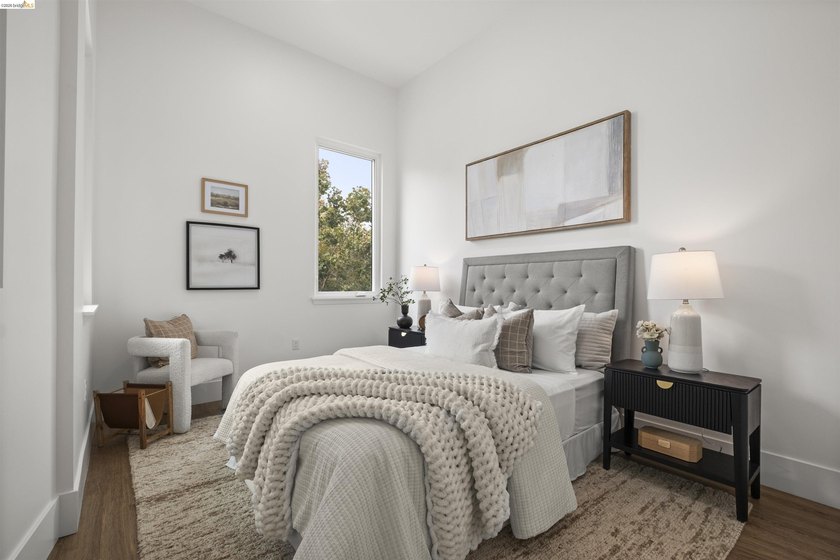 LARGE ONE BEDROOM PLUS AND ONE AND A HALF BATHROOM LOFT STYLE! - photo 23