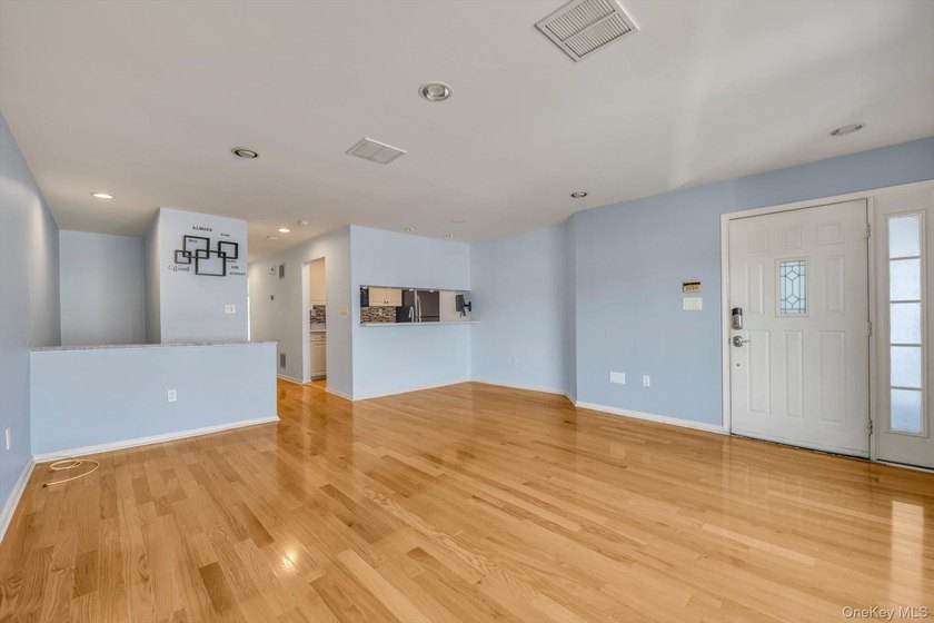 Welcome to this stunning arbor model in the highly desirable - photo 3