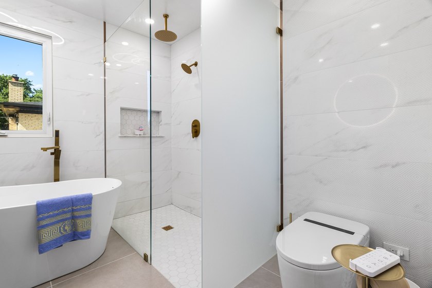 Welcome to this beautiful, expanded brick split level home in - photo 23