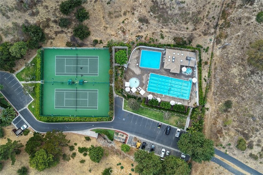 Welcome to 343 Emerald Bay - a fully furnished, contemporary - photo 35