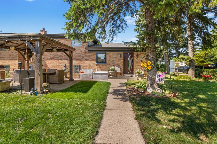 Welcome to this beautiful, expanded brick split level home in - photo 38