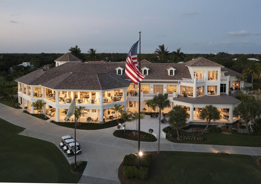 Luxury living in this 4 bedroom, 6 bathroom estate home offering - photo 15