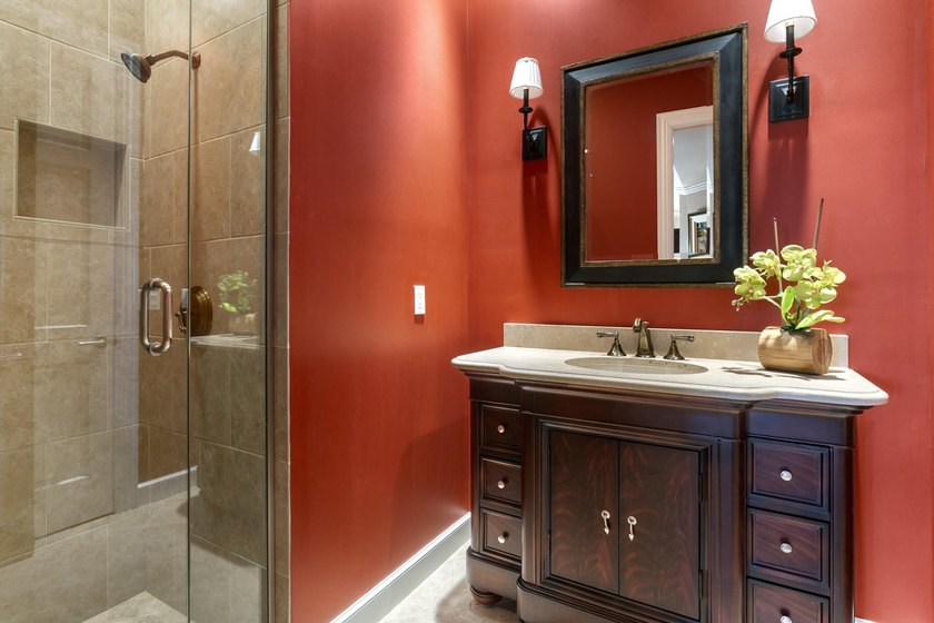 Luxury living in this 4 bedroom, 6 bathroom estate home offering - photo 33
