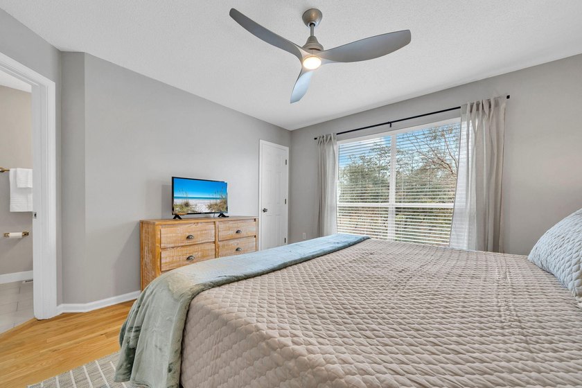 Turnkey Luxury in Blue Mountain Beach - Fully Remodeled 2024! - photo 18