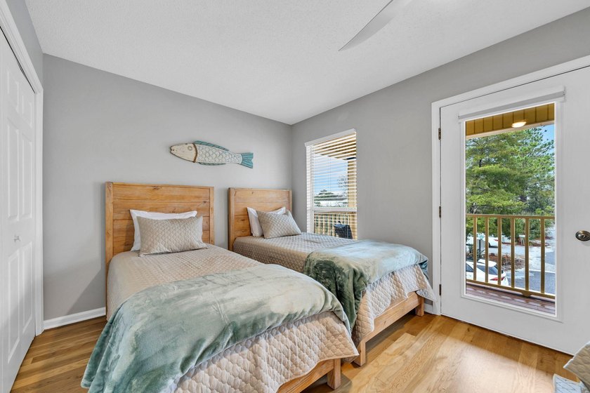 Turnkey Luxury in Blue Mountain Beach - Fully Remodeled 2024! - photo 25