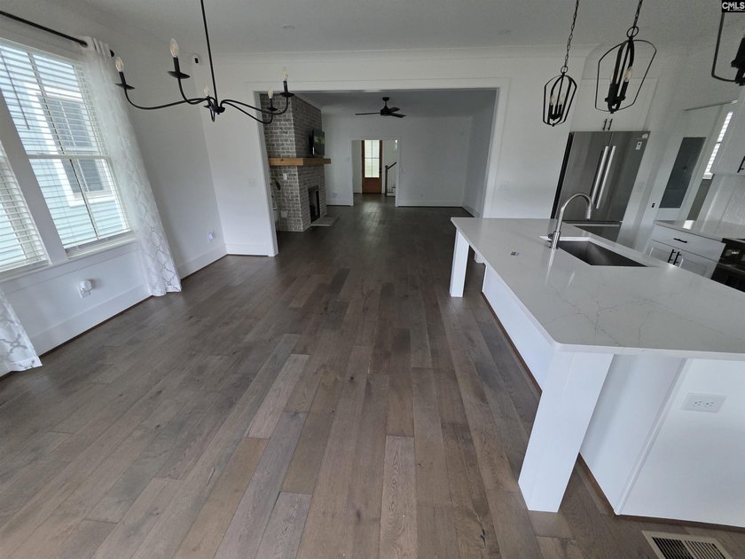 OPEN HOUSE 7/18 11am-1pm - Custom built home in 2022 has 4 - photo 9