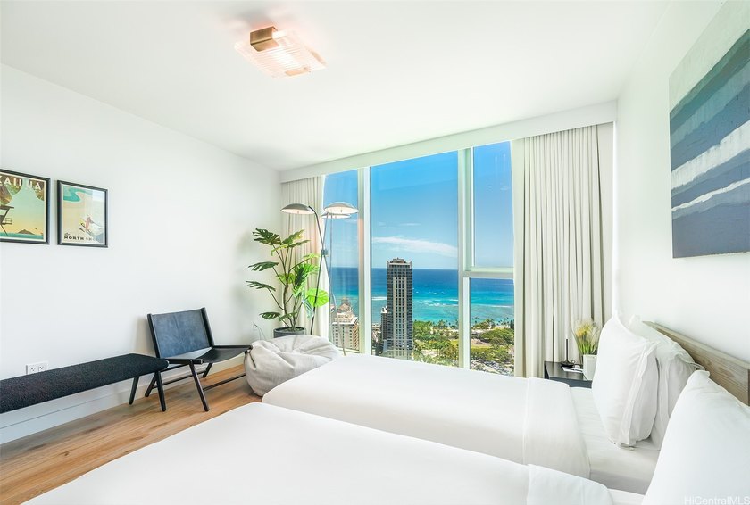 Experience an extraordinary lifestyle from the DH Tower - photo 13