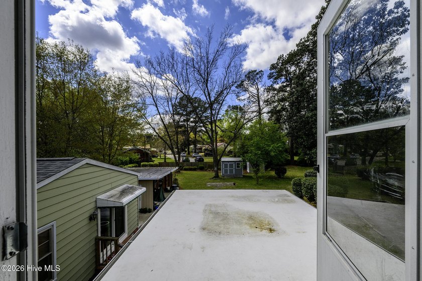 Nestled in one of New Bern's most established and sought-after - photo 31