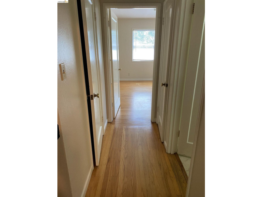 1825 Highland Place unit #1821 is a charming 2-bedroom, 1.5-bath - photo 5