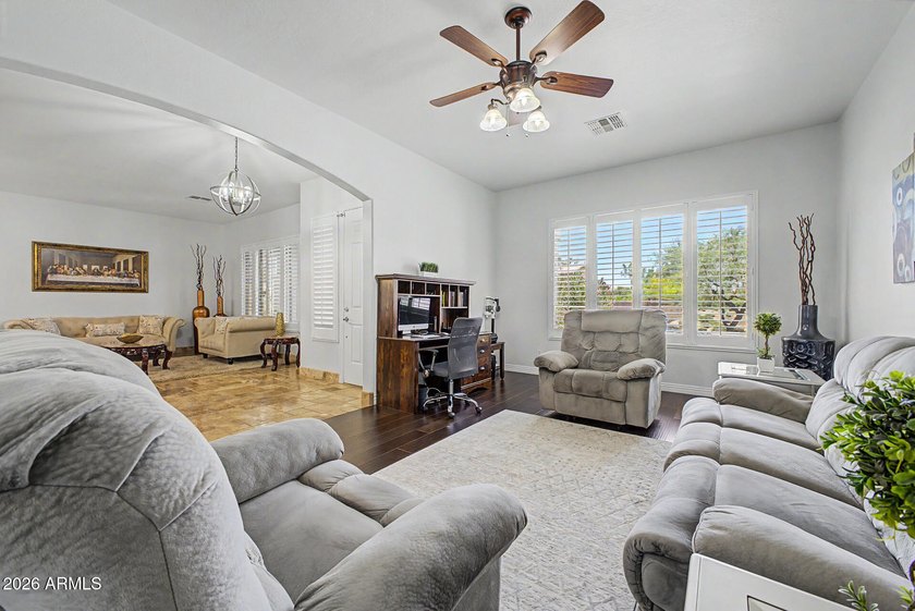 JUST REDUCED! This spectacular single-story residence in Valley - photo 9