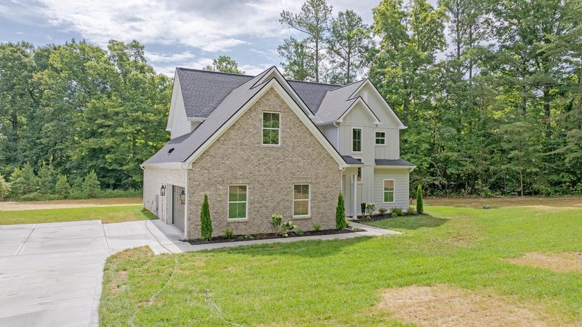 Luxury living at its finest in this stunning New construction - photo 40