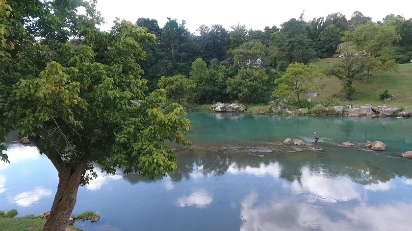 SPRING RIVER: Riverside Resort with approx. 800 ft. of Spring - photo 14