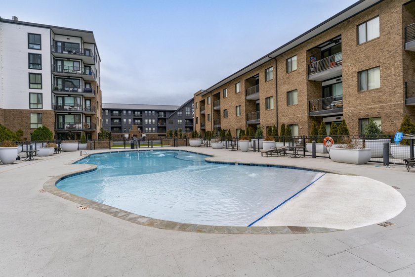This one-bedroom condo nestled in the Northshore area offers - photo 28