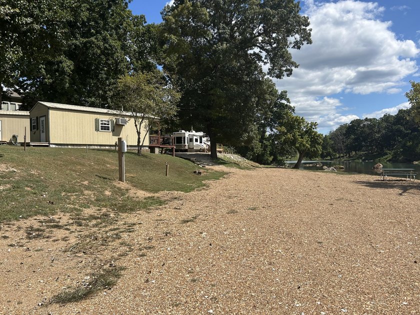 SPRING RIVER: Riverside Resort with approx. 800 ft. of Spring - photo 43