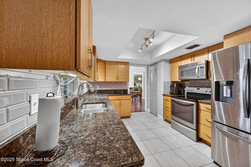 Property is back on the market at no fault of the seller or the - photo 16