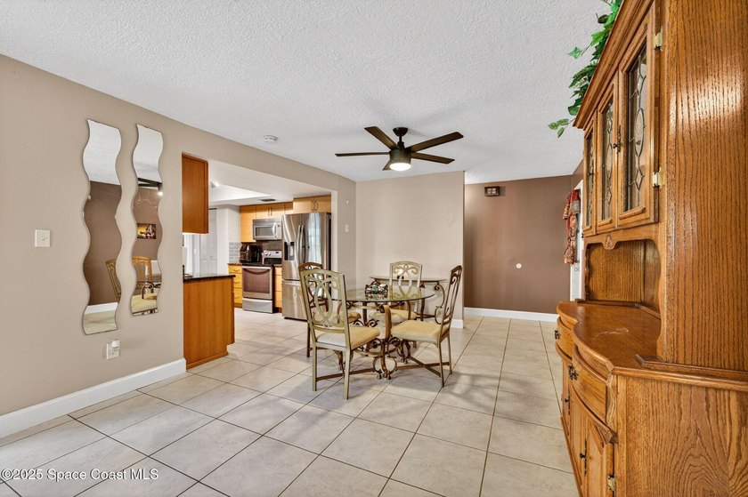 Property is back on the market at no fault of the seller or the - photo 18