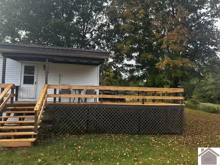 Discover a unique opportunity offering flexibility and space on - photo 3