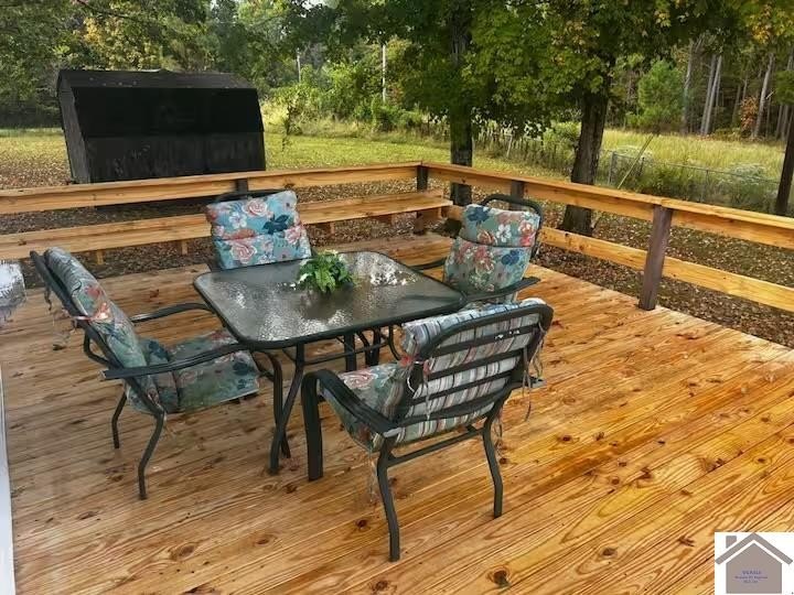 Discover a unique opportunity offering flexibility and space on - photo 5