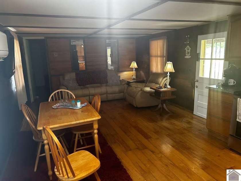 Discover a unique opportunity offering flexibility and space on - photo 7