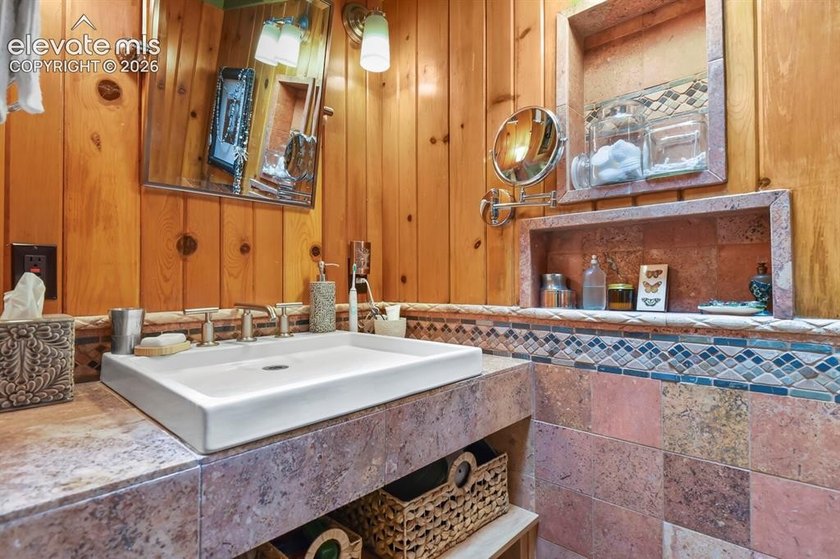 Nestled in the heart of desirable Cheyenne Canyon, this - photo 28
