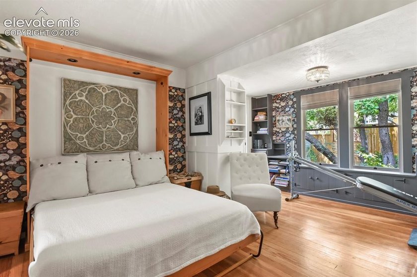 Nestled in the heart of desirable Cheyenne Canyon, this - photo 30